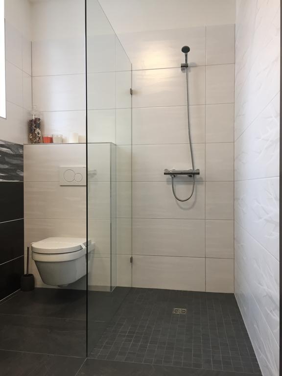Apartman Za Radnici 瓦尔季采 外观 照片